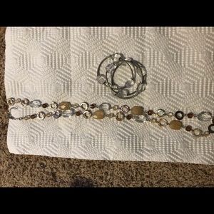 Necklace and bracelet set